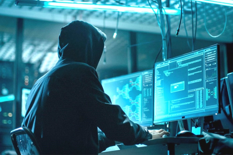 Condenan a diez años de prisión a dos hombres por estafa electrónica de más de 10 millones de pesos