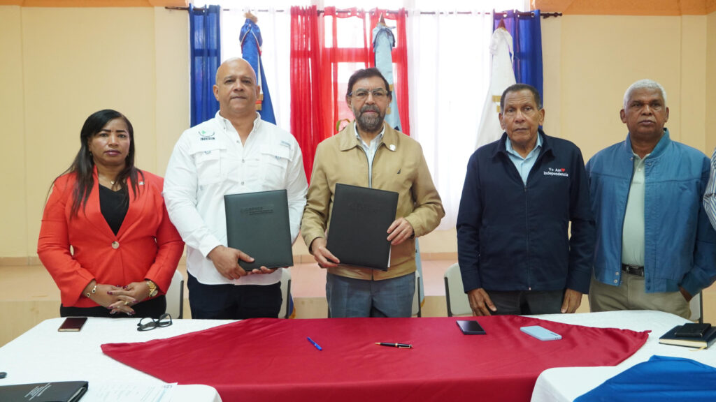 Indrhi e Indesur firman convenio para eficientizar la gestión hídrica en el Suroeste