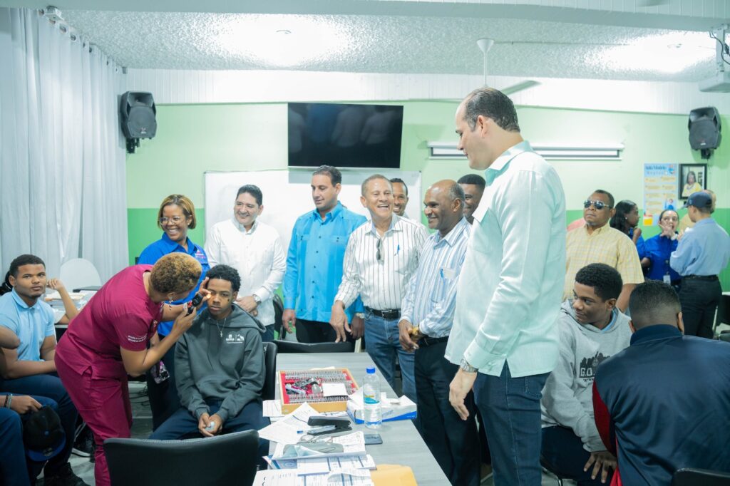 El INABIE beneficia a estudiantes de Cotuí en Jornada de Salud Integral