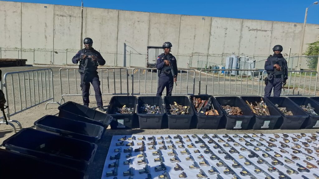 Interior y Policía junto a Metaldom convierten armas de fuego en chatarra ferrosa