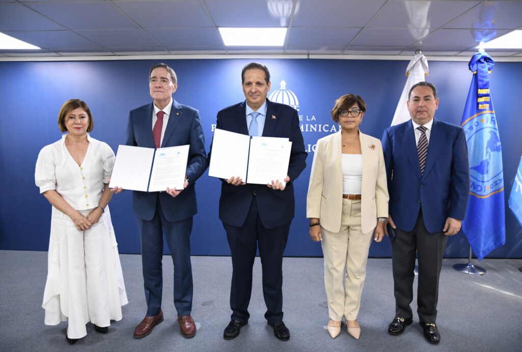 República Dominicana y la OPS firman la nueva Estrategia de Cooperación en Salud 2026–2031